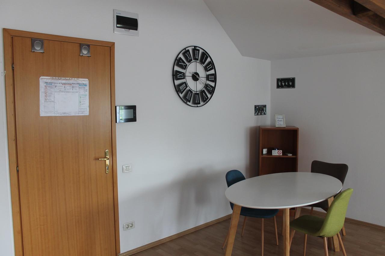 News Apartment Bükreş Dış mekan fotoğraf