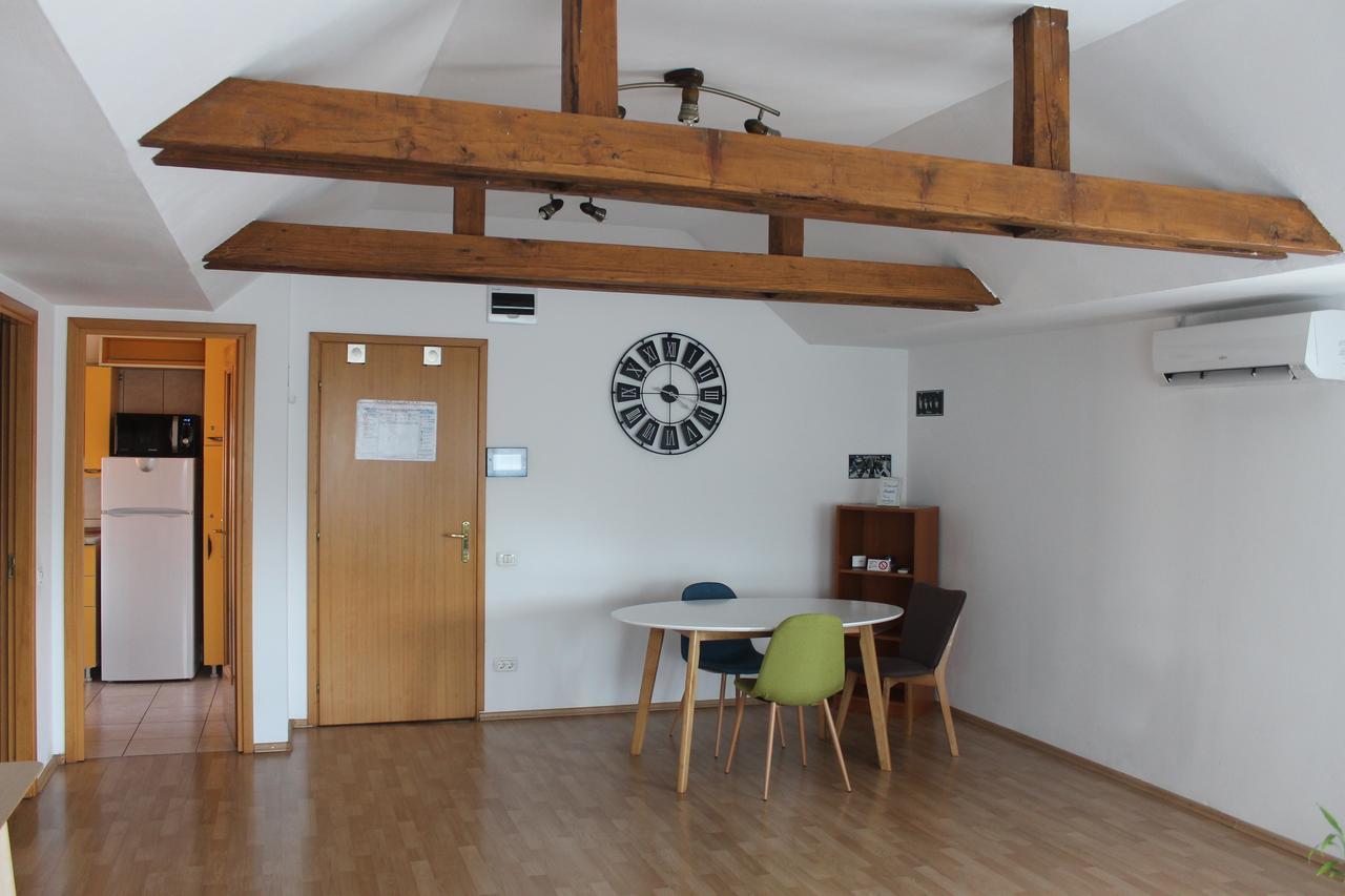 News Apartment Bükreş Dış mekan fotoğraf
